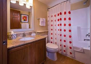 Springhill Chantilly Hotel 3*