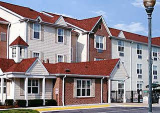 Springhill Chantilly Hotel 3*